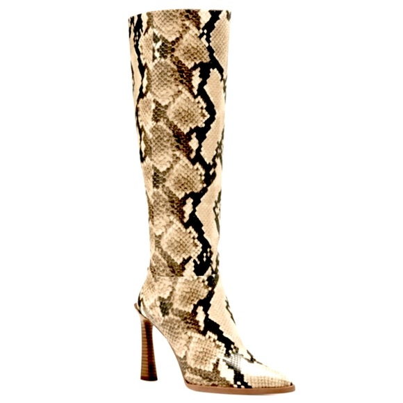 Vince Camuto Women's Pelsna Fashion Boot - Picture 3 of 15